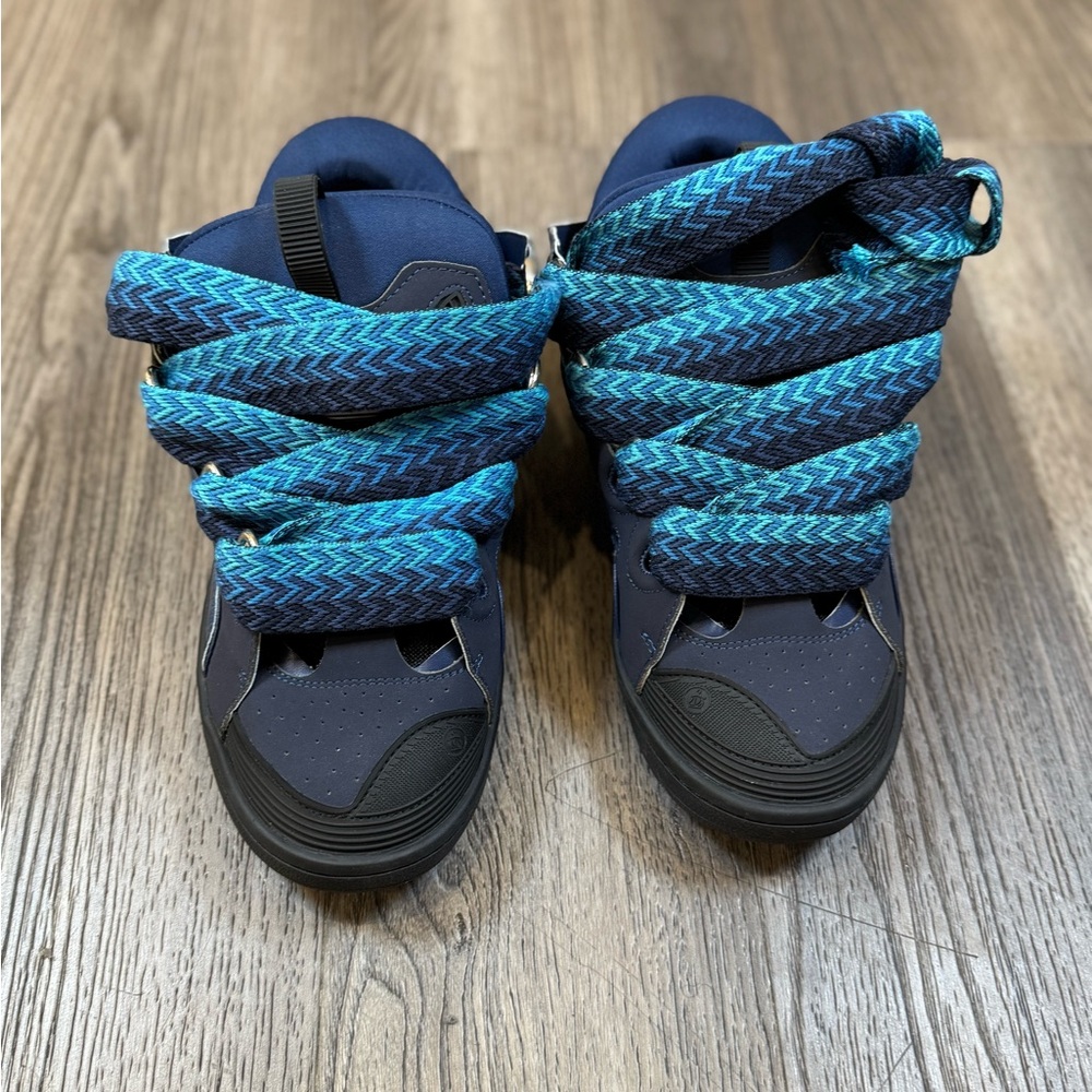 Lanvin mean authentic sneakers in Navy and Teal
